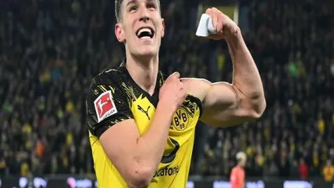 侯煜廖锦涛同框瞬间，共庆美好时光